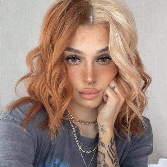 Meet your Posher, Zuleika - Picture 1 of 1